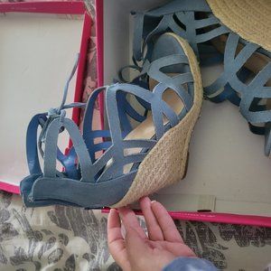 Wedges size 8